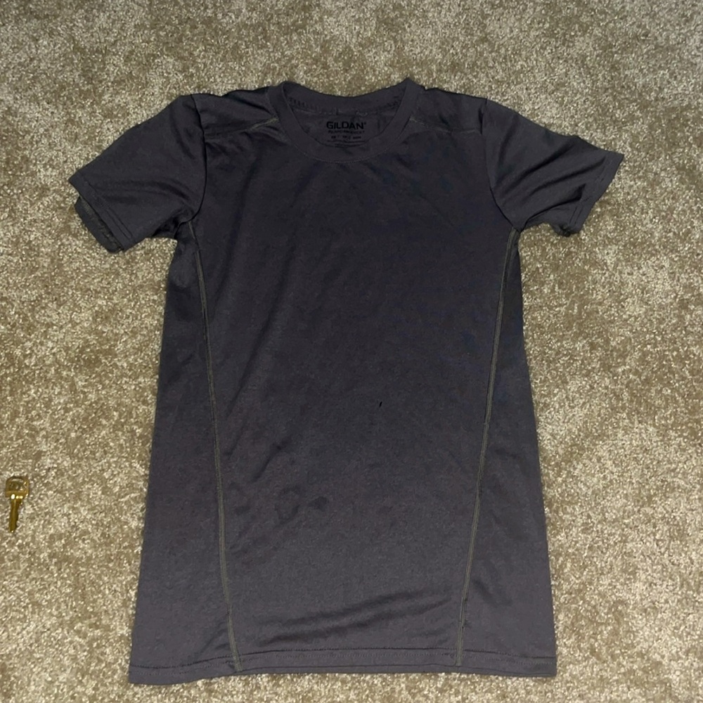 Grey tight fitting shirt size-xs 100% polyester